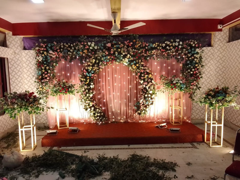 Bed of Flowers wedding planner decoration