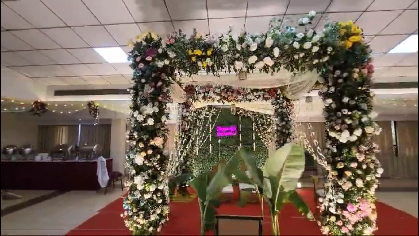 Bed of Flowers wedding planner decoration